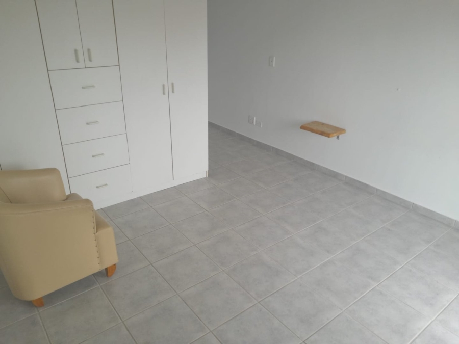 To Let 1 Bedroom Property for Rent in Plattekloof 3 Western Cape